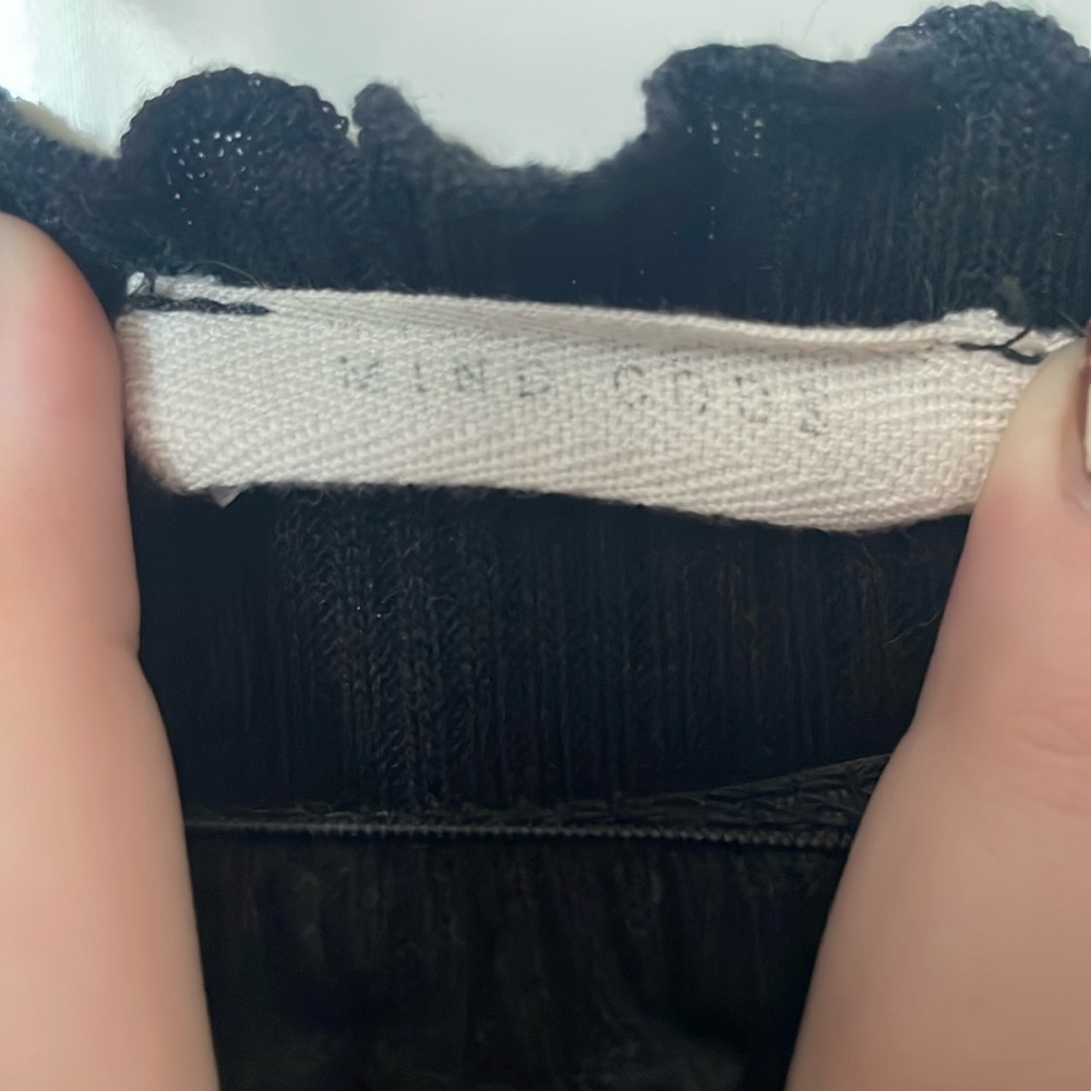 Preowned Mind Code Crop Top - Picture 5 of 5